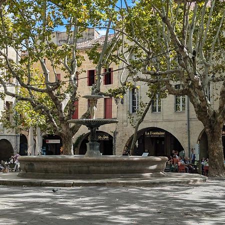 Une Chambre A Uzès Buitenkant foto