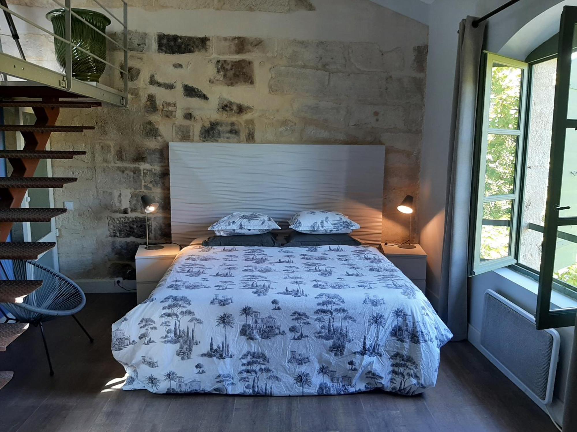 Une Chambre A Uzès Buitenkant foto